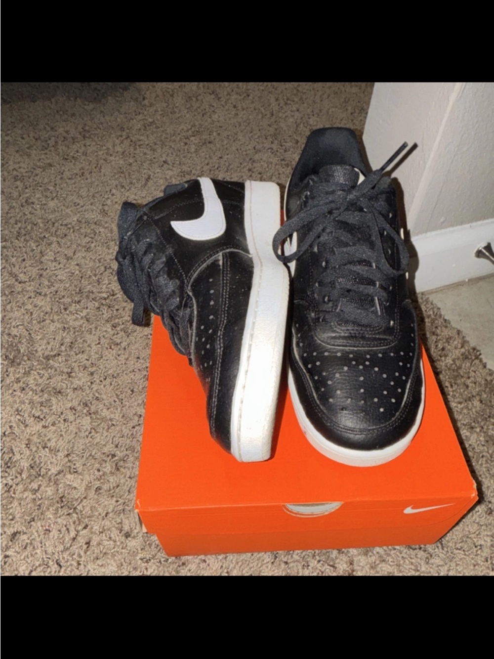 Nike Court Vision Low Top Sneakers - Picture 2 of 4